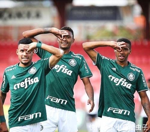 球迷的关注 球迷的关注