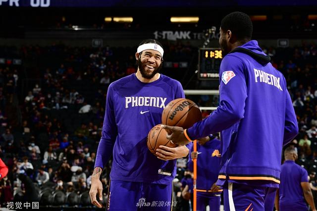 据特派记者 据特派记者