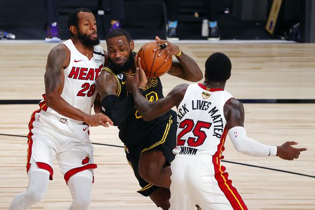 仅展现了其 仅展现了其