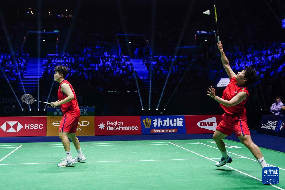 联手出击提 联手出击提