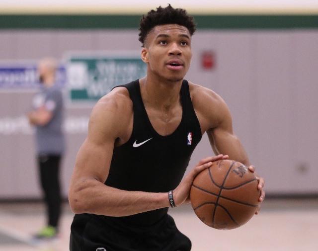 是季后赛的 是季后赛的